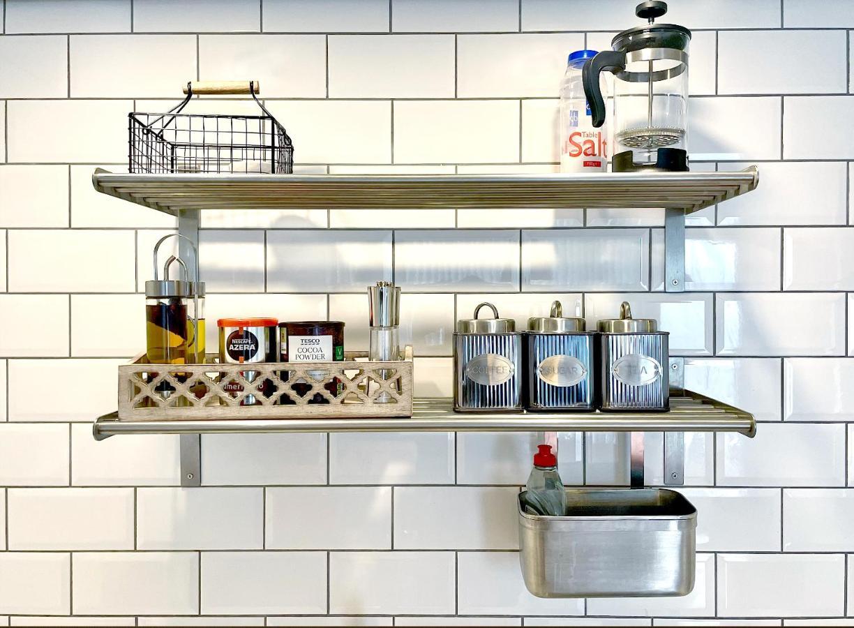 Spacious Industrial Style Apartment London Eksteriør billede